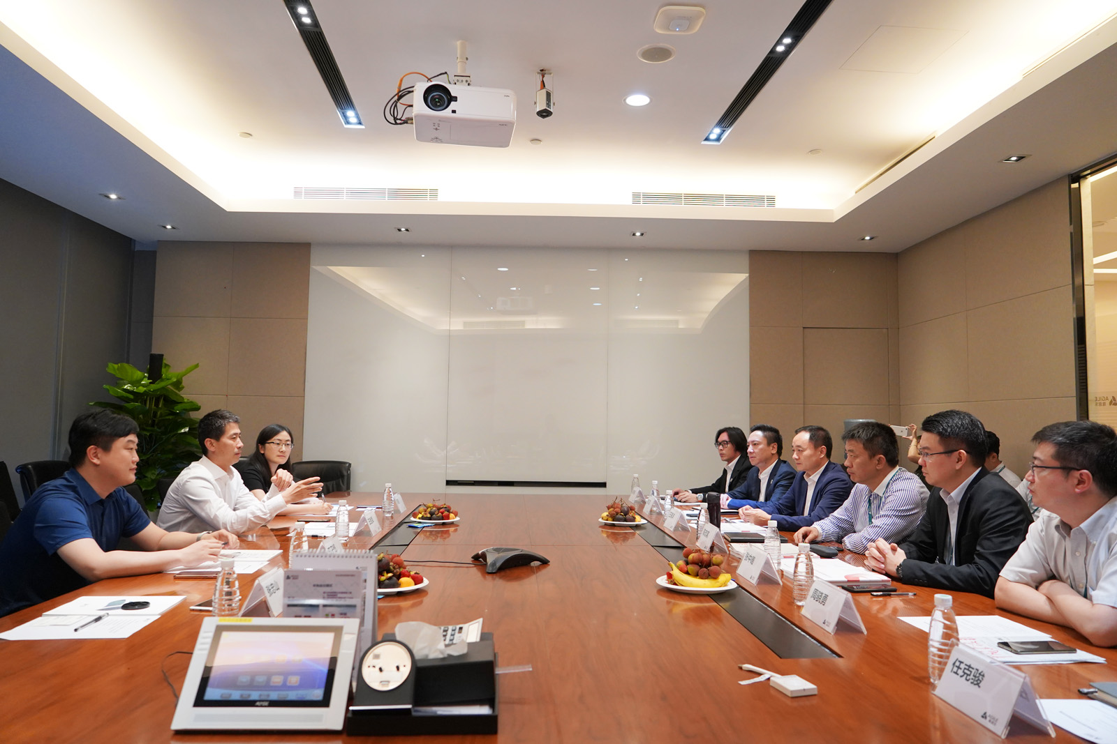 1559098132301147.jpg PA旗舰厅(中国区)官方网站-PA PlayAce
领导与中国建设报社一行进行研讨.jpg